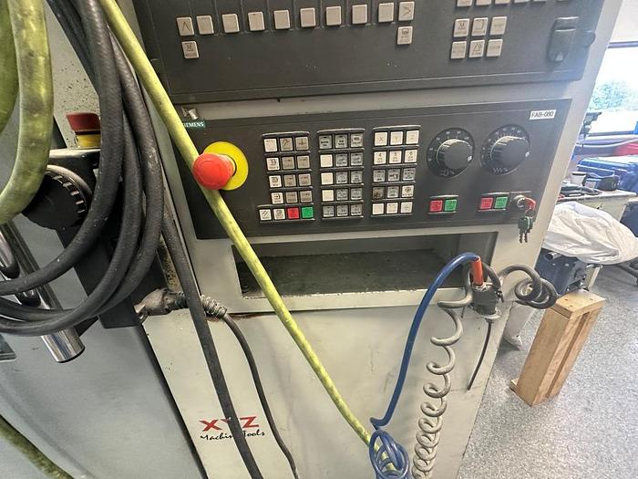 Used 2007 XYZ  710 VMC Vertical Machining Centre