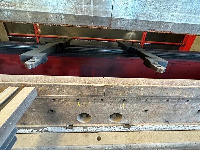 Used 1999 Edwards Pearson PR10 200/4100 CNC Pressbrake