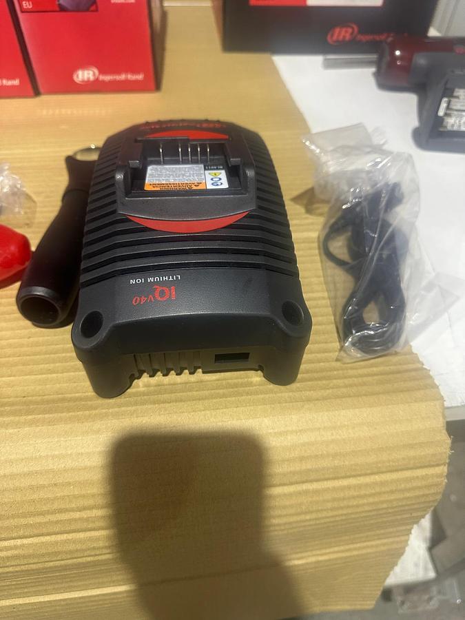 Used Ingersoll Rand QXBN Cordless Precision Screwdrivers – 3 Units + Chargers & 20V Batteries – Excellent Condition
