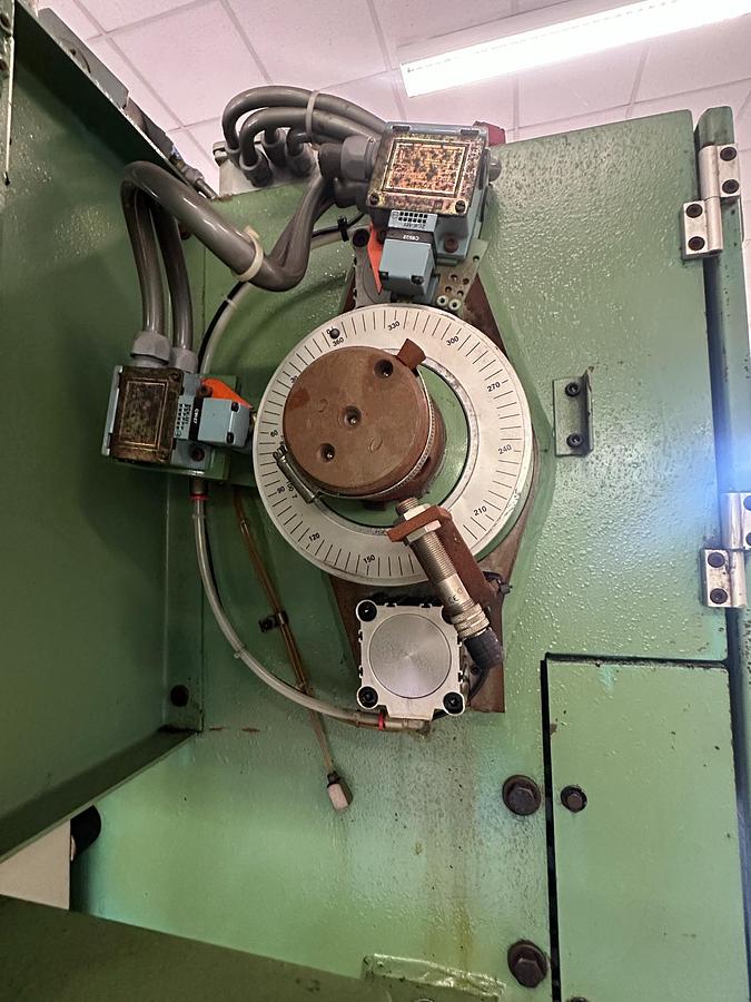 Used 1999 Presse Ross 40V-4 40 Ton Mechanical Press for Sale