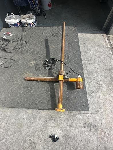 Used 2004 Geka Minicrop Ironworker