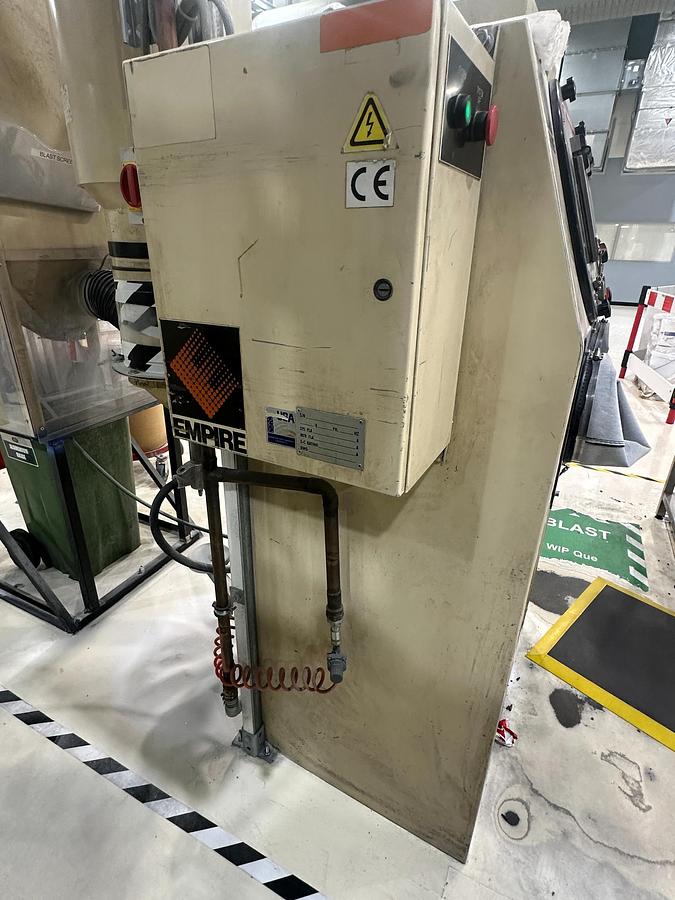 Used Empire Abrasive Equipment Sand Blaster PF-2626 – Complete System with Dust Extraction