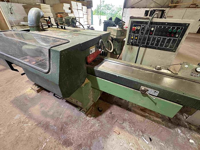 Used 1996 Guilliet KXR Moulder