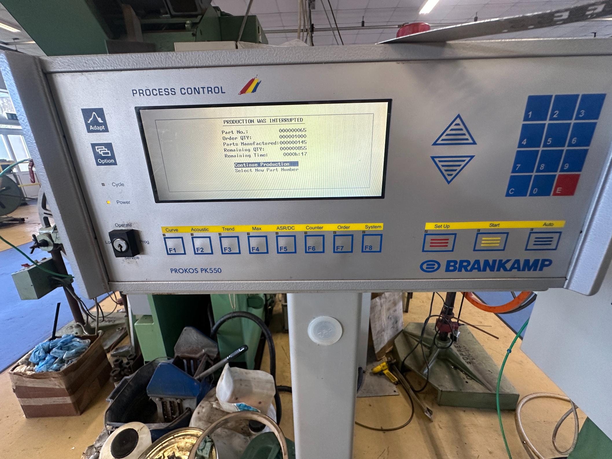 Used 2001 Presse Ross 40V-4 40 Ton Mechanical Press for Sale