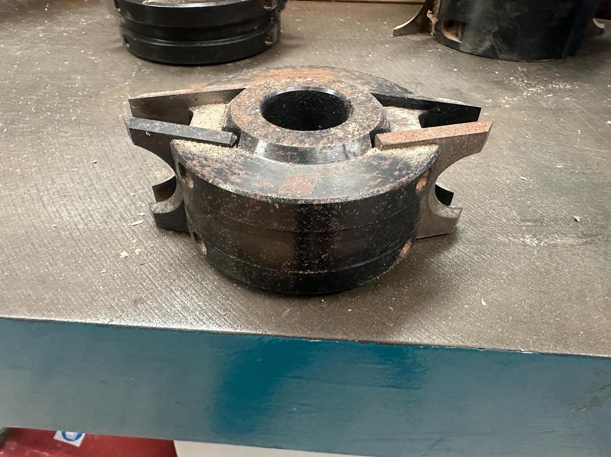 Used 2005 Griggio T220 Spindle Moulder with Comatic AF/34 Feeder