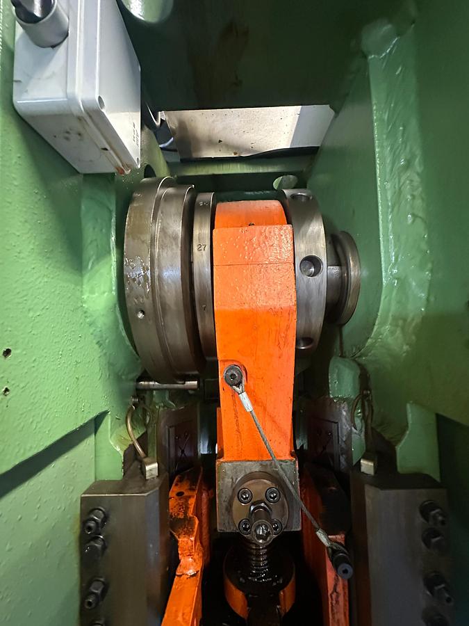 Used 2000 Presse Ross 40V-4 40 Ton Mechanical Press with Soprem Decoiler