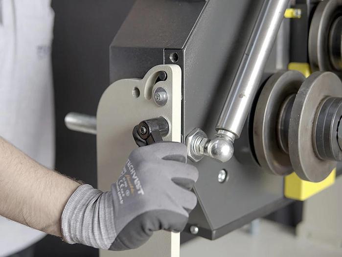 Tubend PK 40 3 Rolls Motorised Section and Pipe Bending Machine