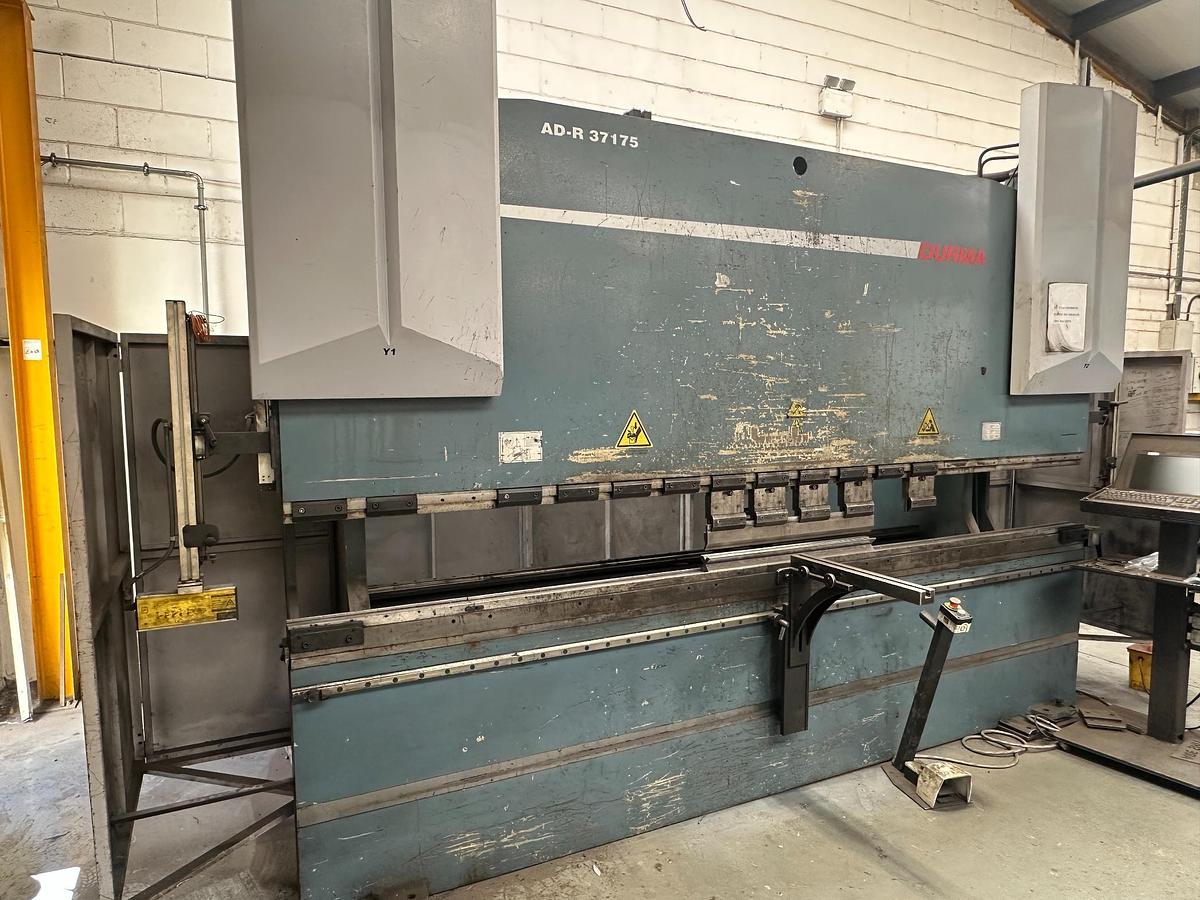 Used 2012 Durma AD-R 37175 CNC Press Brake 175 Ton 3700mm for Sale | Used Machine Tools Ireland