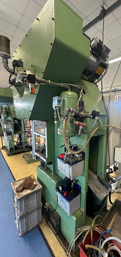 Used 2000 Presse Ross 40V-4 40 Ton Mechanical Press with Soprem Decoiler
