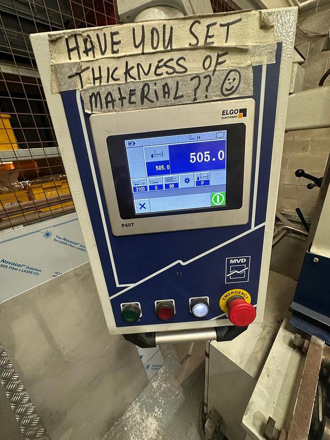 Used 2016 MVD B06-3100 Hydraulic Guillotine for Sale | 3100 x 6mm Sheet Metal Shear