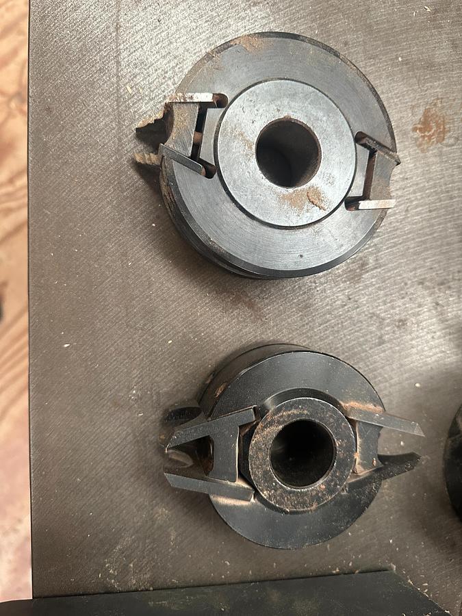 Used 2005 Griggio T220 Spindle Moulder with Comatic AF/34 Feeder