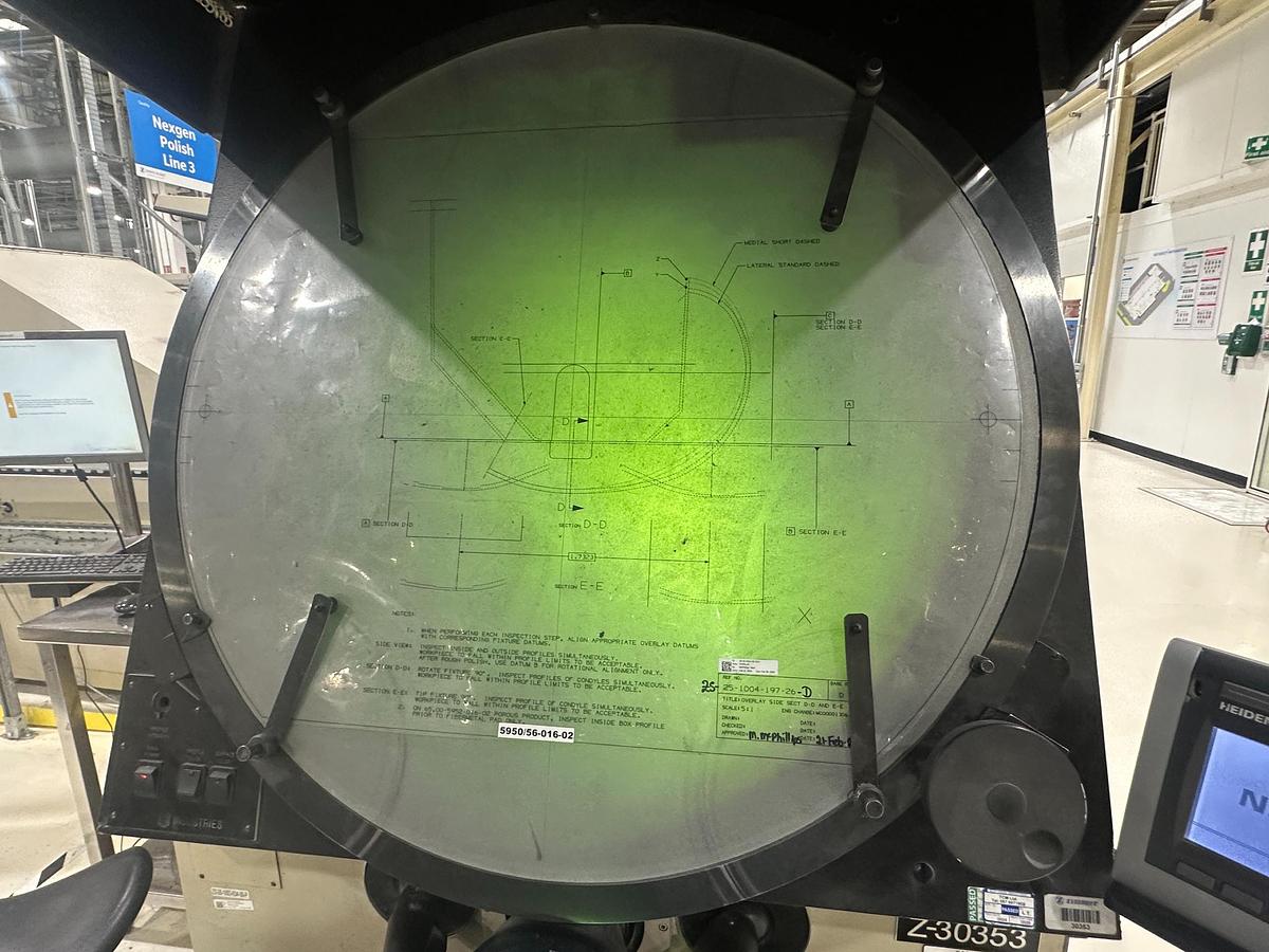 Used S-T Industries Profile Projector 22-2600 – 30" Screen, 5X Mag | UsedMachineToolsIreland.com