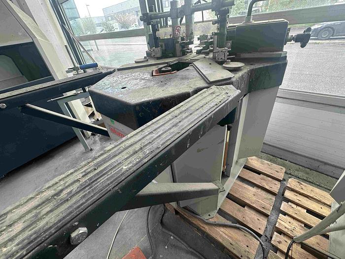 Used 2004 Elumatec EP 124 Corner Crimper