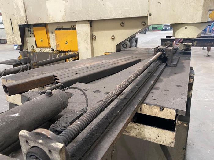 Used Geka HydraCrop 110/SD Ironworker