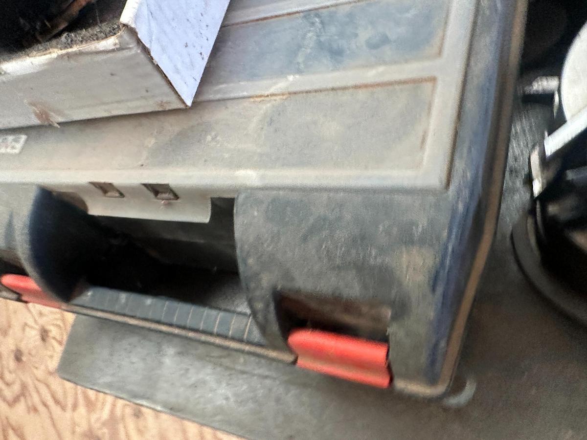 Used 2005 Griggio T220 Spindle Moulder with Comatic AF/34 Feeder