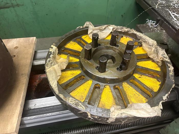 Used YMT(Yunnan Machine Tools) CY - S1760G Gap Bed Manual Center Lathe