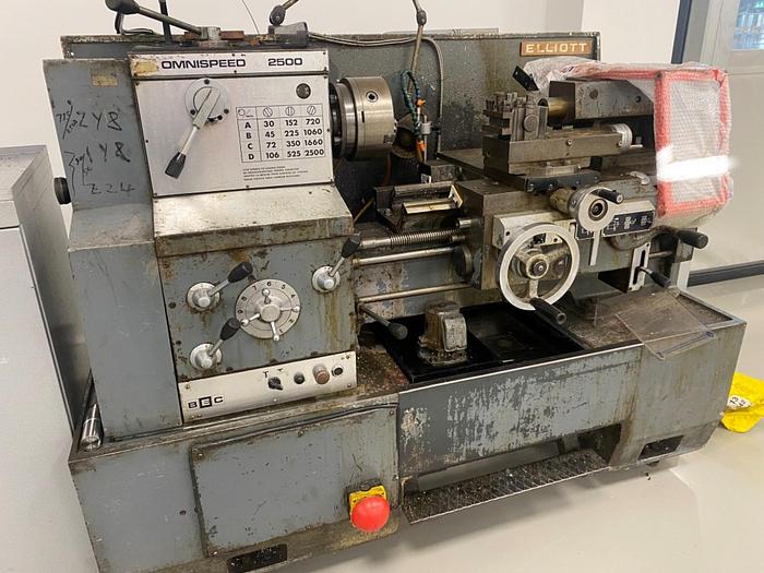 Used Elliott Omnispeed 2500 Manual Lathe