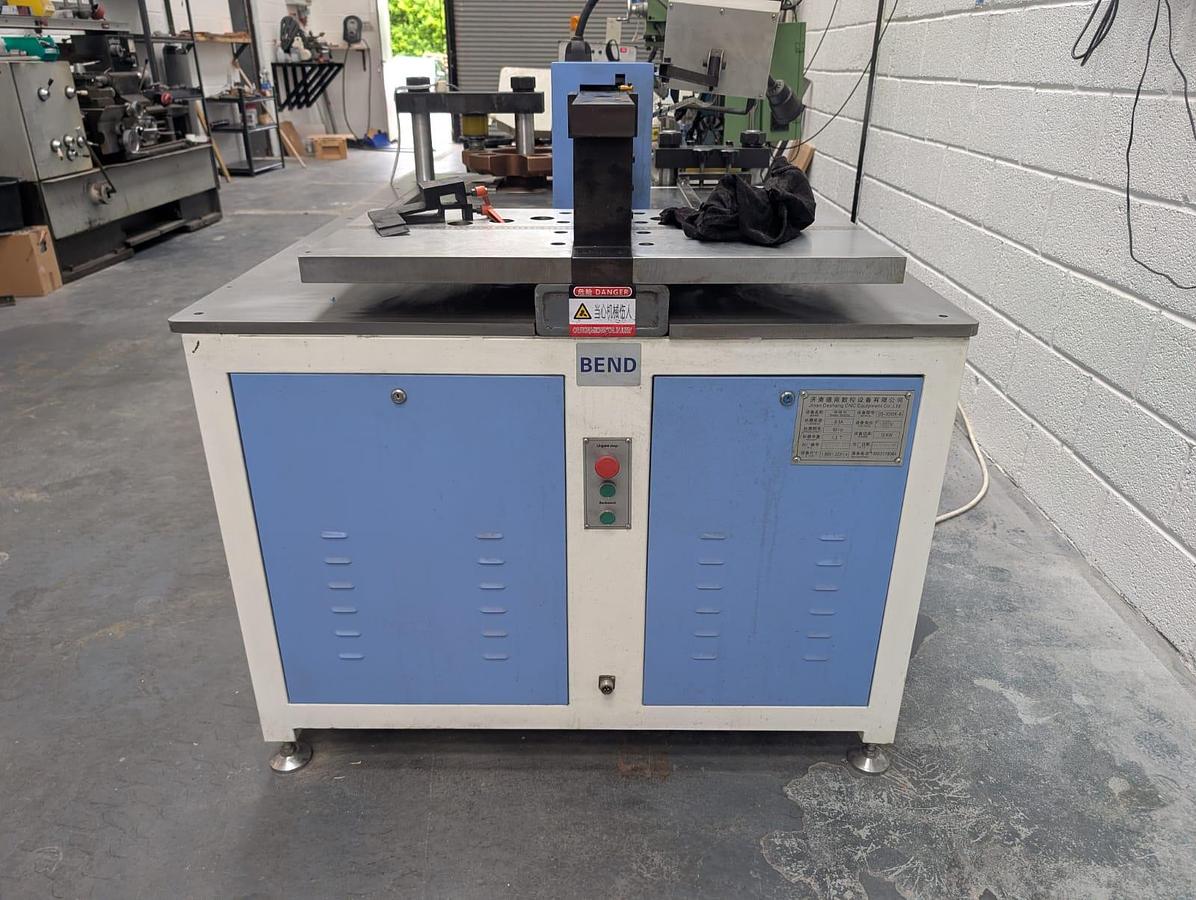 Used 2022 Jinan Deshang DS-303SK-B CNC 3-in-1 Busbar Processing Machine – Excellent Condition