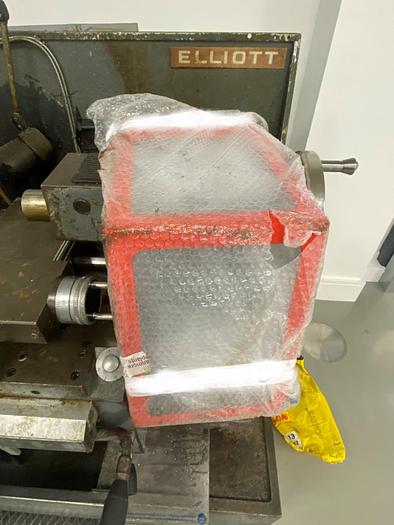 Used Elliott Omnispeed 2500 Manual Lathe