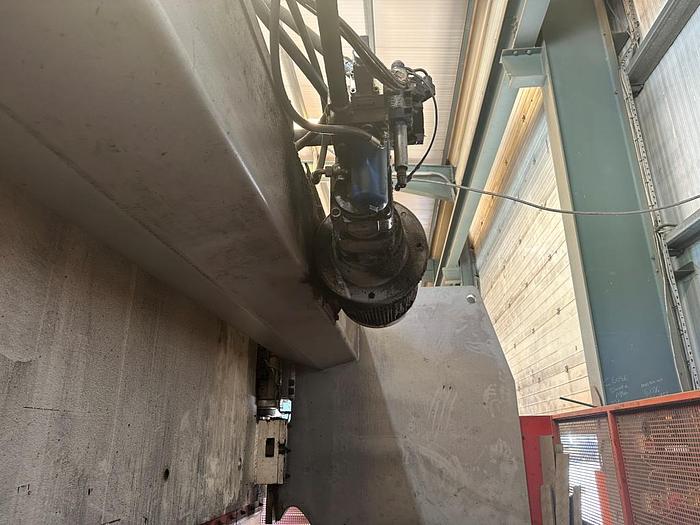 Used 1999 Edwards Pearson PR10 200/4100 CNC Pressbrake