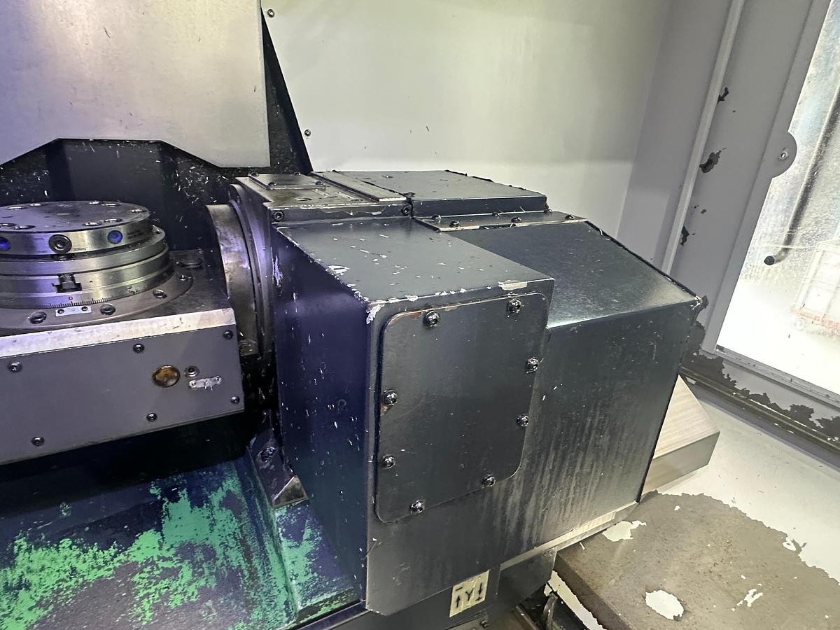Used 2013 Doosan DNM 200/5AX Vertical Machining Machine