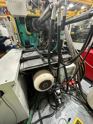 Used 2001 Arburg Allrounder 570C Injection Moulding Machine