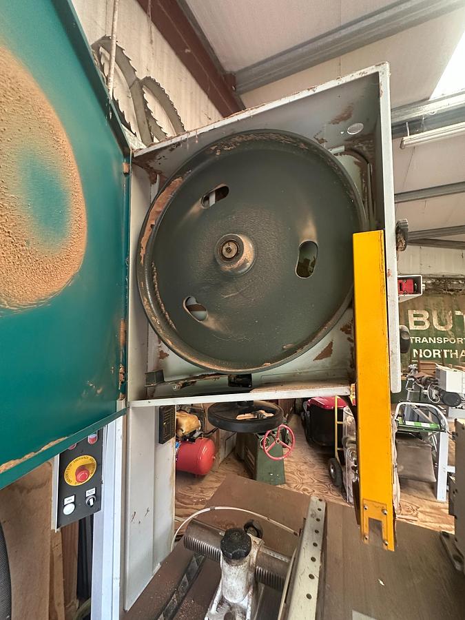 Used 2006 Griggio SNAC 740 RS3 Bandsaw with Feeder