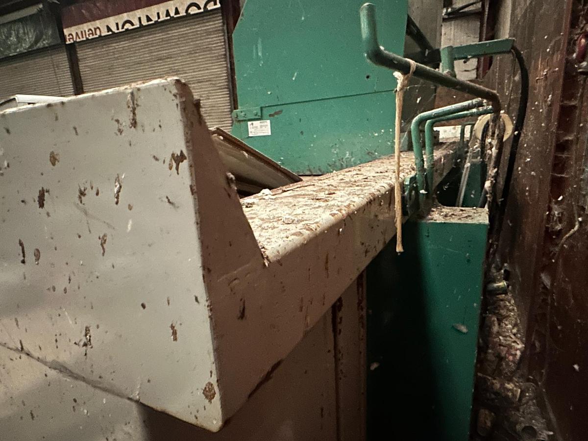 Used 2002 Moovmor Multi Chamber Baler