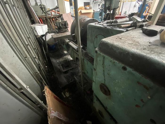 Used TOS SN40A Manual Lathe