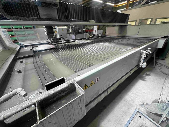 Used 2020 Flow Mach 500-4020 Waterjet