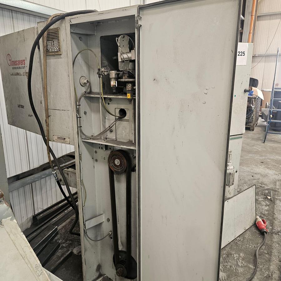 Used 2002 Timesavers GrindingMaster 20-Serie-900 Belt Linisher for Sale | 900mm Metal Deburring Machine Ireland