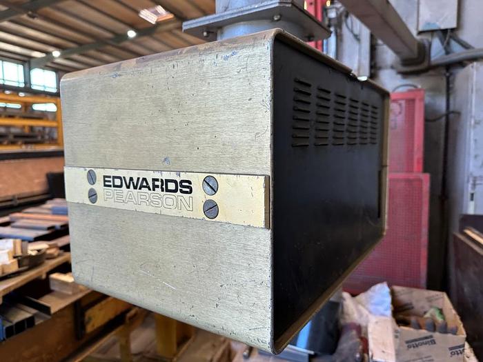 Used 1999 Edwards Pearson PR10 200/4100 CNC Pressbrake