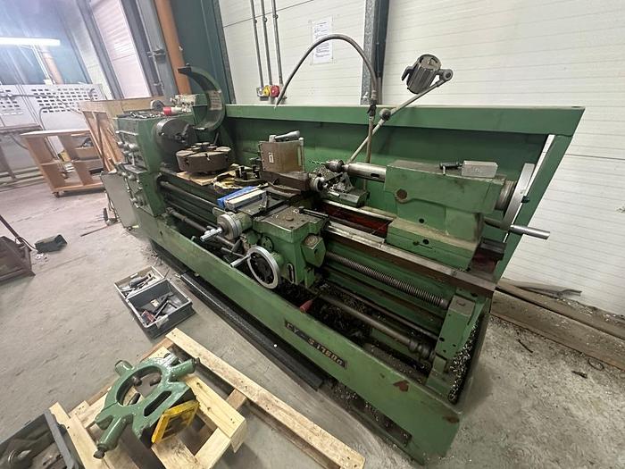 Used YMT(Yunnan Machine Tools) CY - S1760G Gap Bed Manual Center Lathe