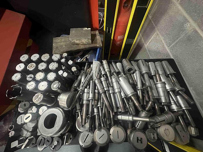 Used 2001 Amada Europe 255 Punching Machine