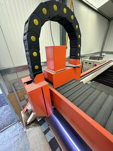 Used 2015 Bodor BCL-1325BF Fiber Laser