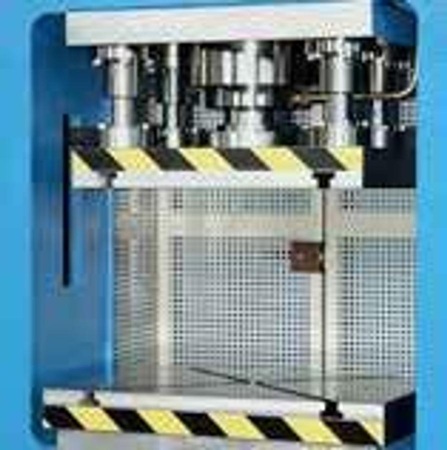 Hidrogarne RM-220/NC Hydraulic Press