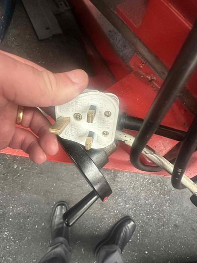 Used Brierley ZB25 Drill Grinder