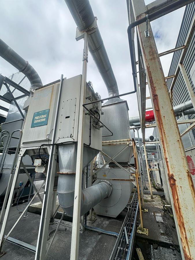 Used Donaldson DFO-3-18R Industrial Extraction System – Complete with Ducting, Fan & Controls