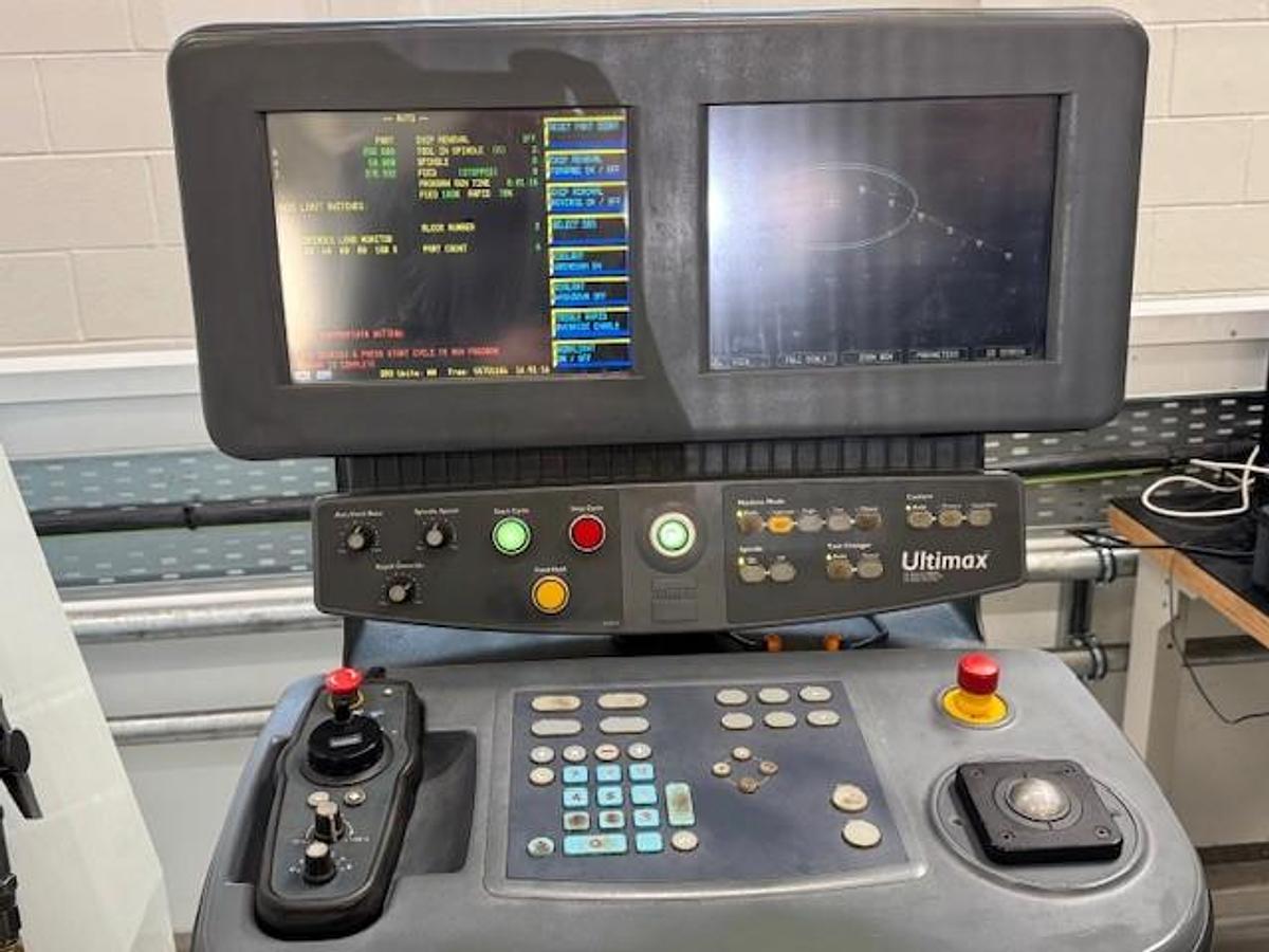 Used 2002 Hurco VMX42 3 Axis Machining Centre – Ultimax Control, Very Good Condition