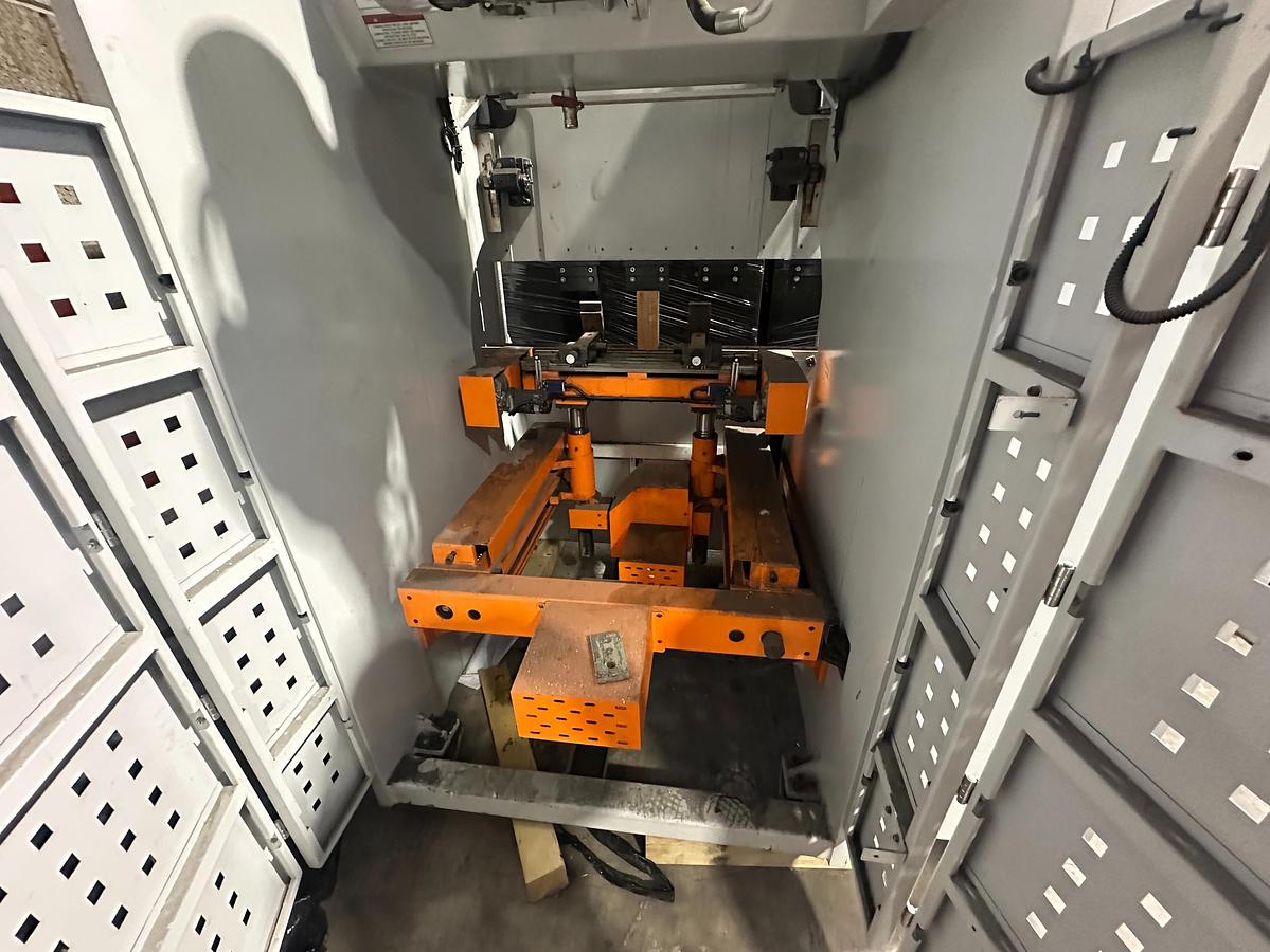Used Used 2016 Ermaksan Speed-Bend Pro 1270 x 40 CNC Press Brake | 6 Axis