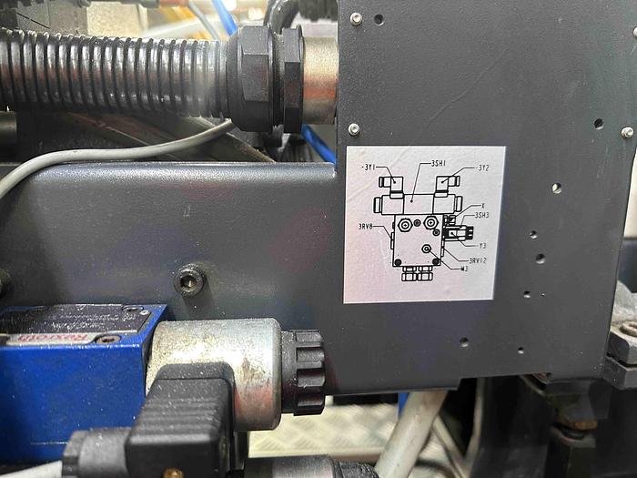 Used 2005 Demag System 60/420-80 Injection Moulding Machine