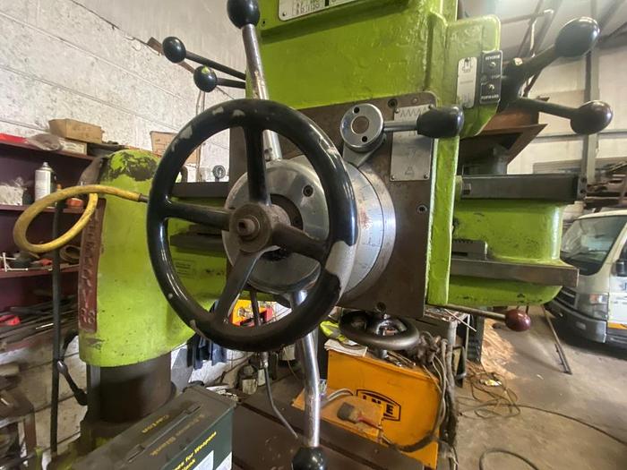 Used Qualters & Smith	 Kerry R3 Radial Arm Drill