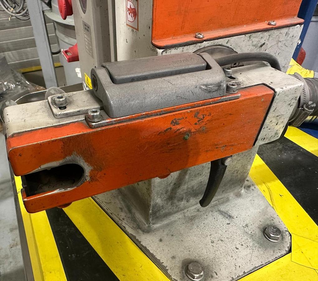 Used 2017 Ciclope ZOE-L High-Speed Belt Polishing Machine – Very Good Condition