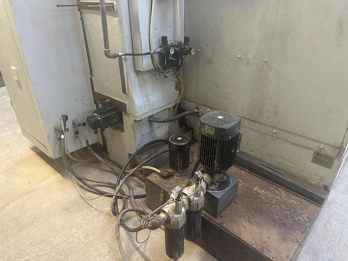 Used 2004 Bridgeport  VMC1000/22 Vertical Machining Centre