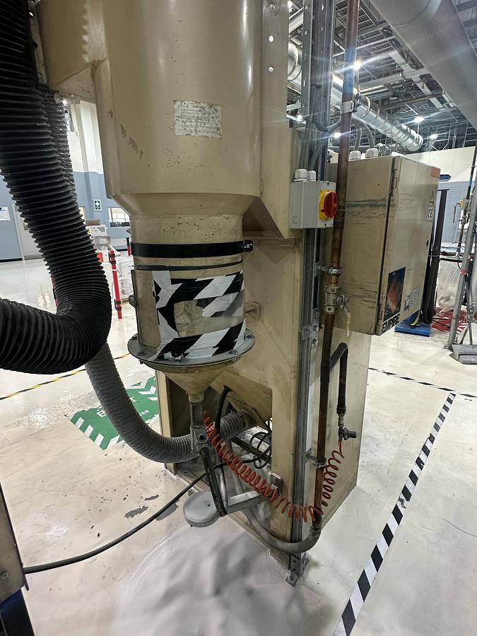 Used Empire Abrasive Equipment Sand Blaster PF-2626 – Complete System with Dust Extraction