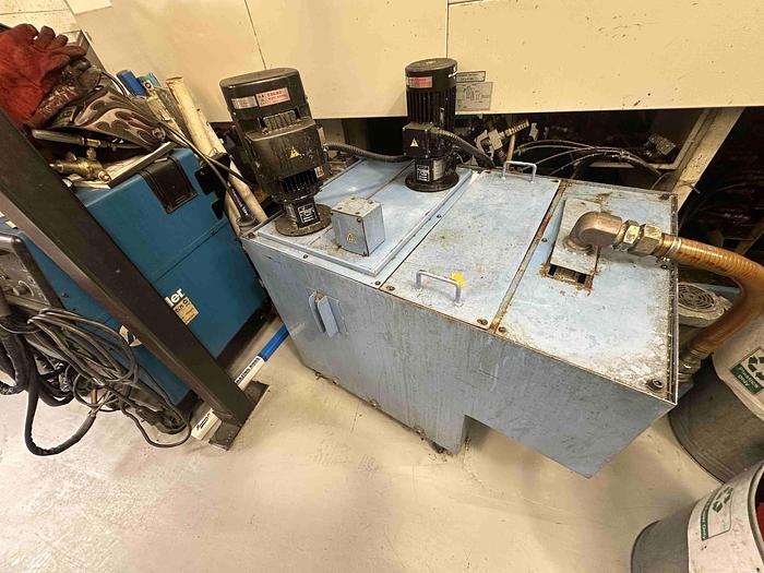 Used 2000 Mazak FJX-250 Vertical Machining Centre
