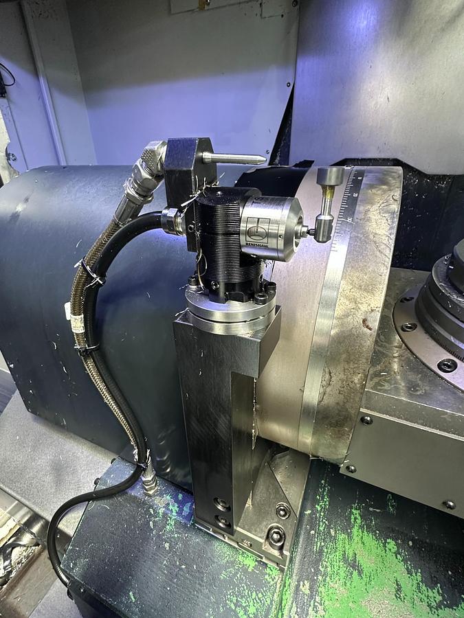 Used 2013 Doosan DNM 200/5AX Vertical Machining Machine