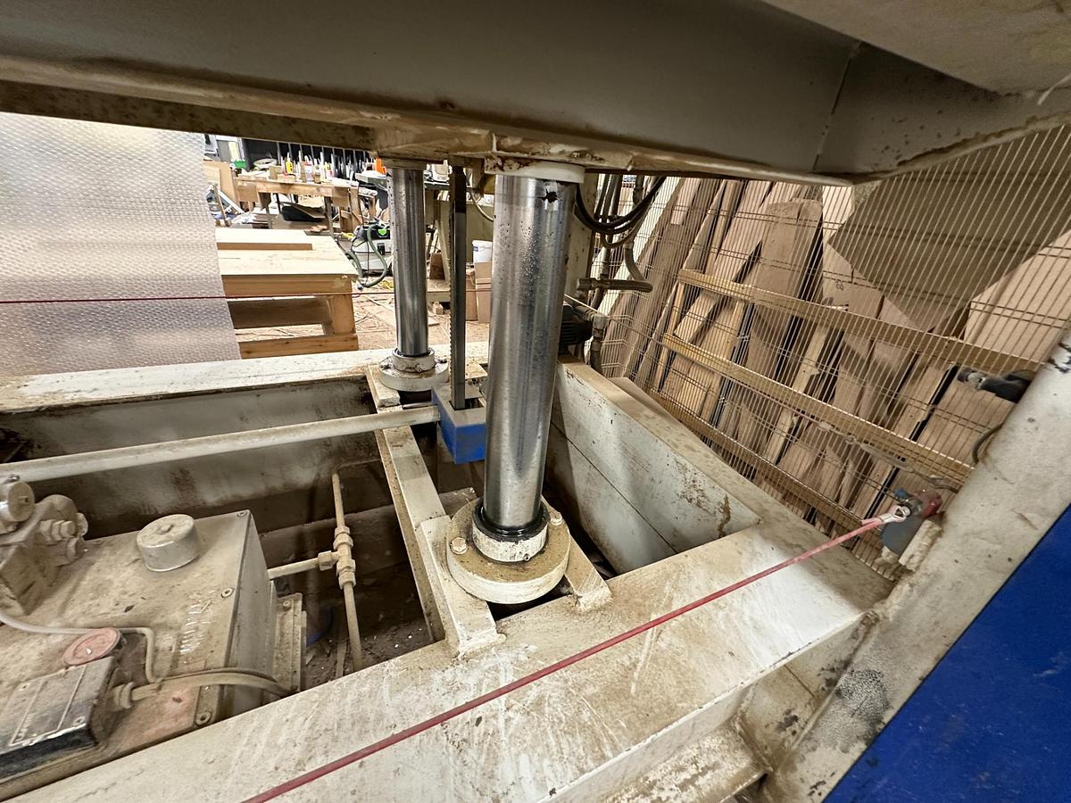 Used 2008 Orma NPC Digit 6/110 AS-BO Hydraulic Hot Press