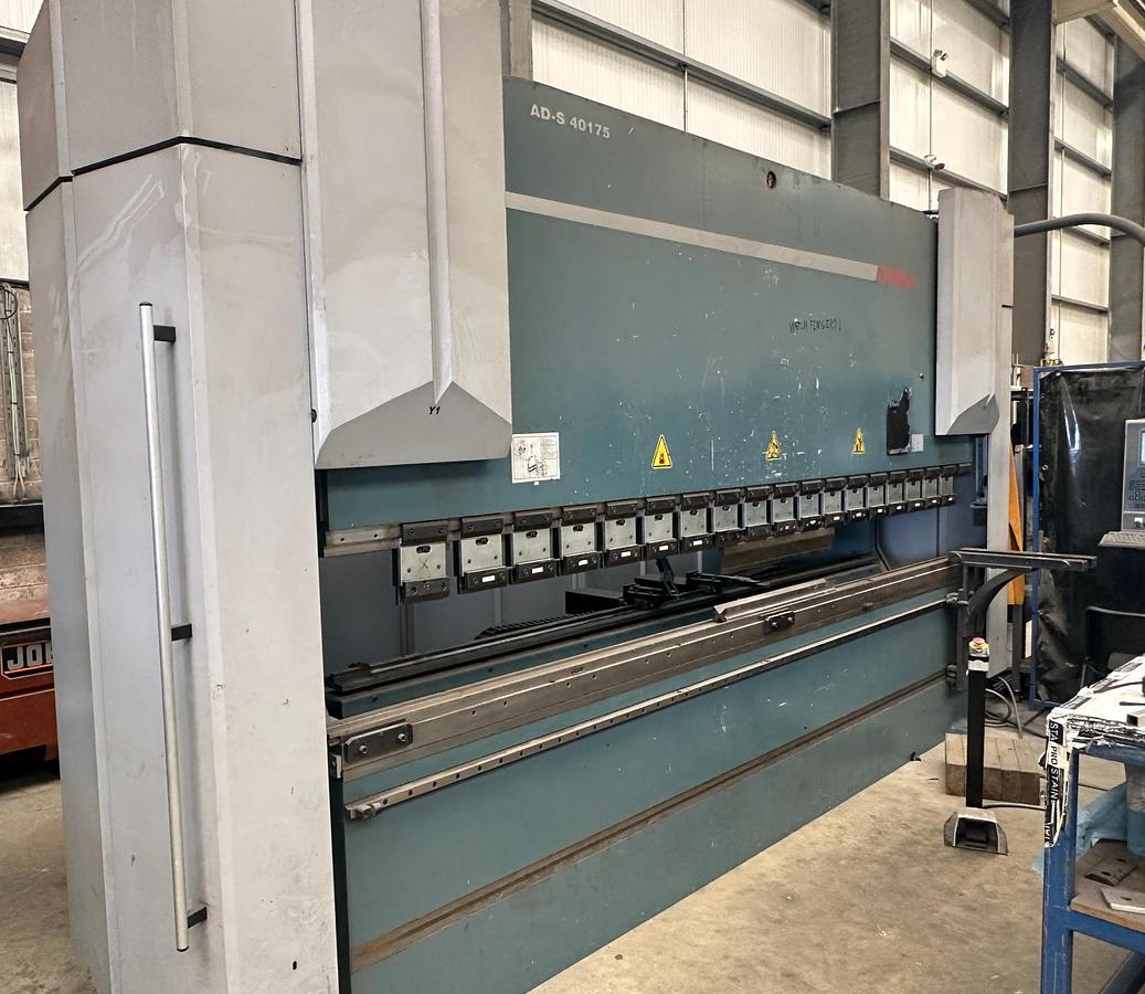 Used 2013 Durma AD-S 40175 CNC Press Brake – 6 Axis – Cybelec ModEva 10S Control