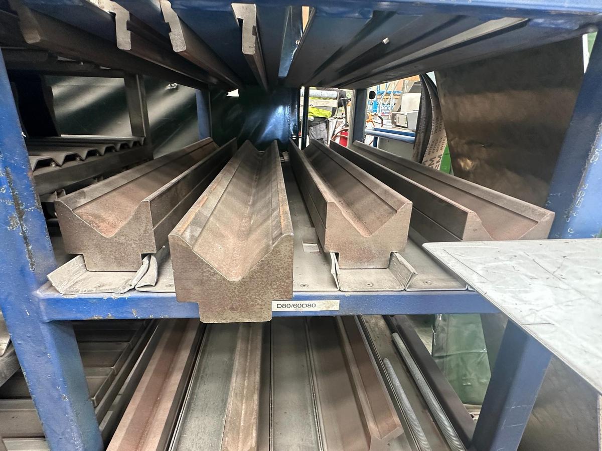 Used 2013 Durma AD-S 40175 CNC Press Brake – 6 Axis – Cybelec ModEva 10S Control